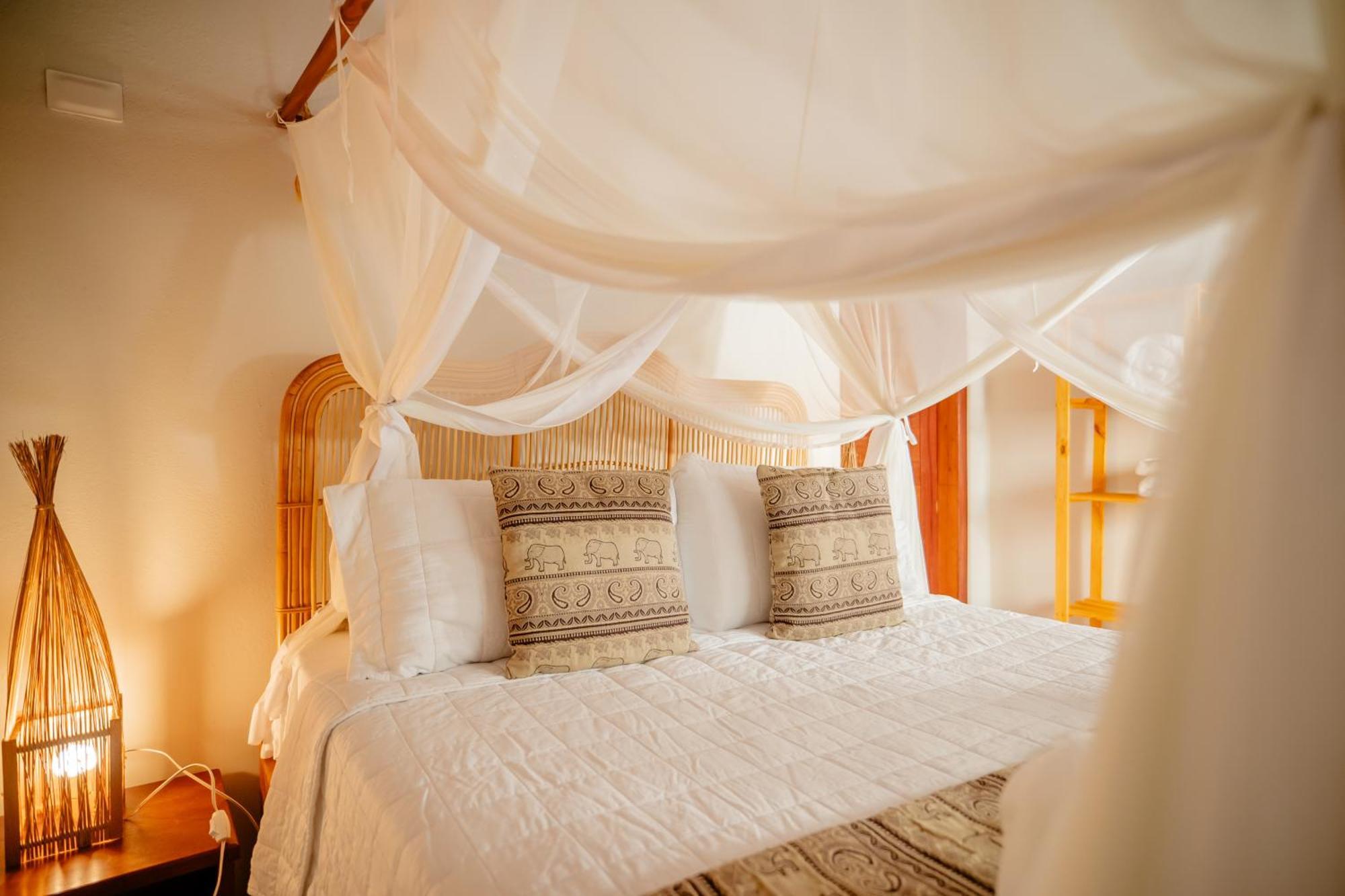 Pousada Villa Taina - Arraial D'Ajuda, Bahia Porto Seguro Esterno foto